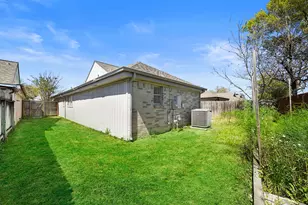 2239 Highland Hills Dr, Sugar Land, TX 77478 - Photo 33