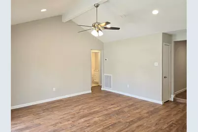 5404 Hazel Street, Baytown, TX 77521 - Photo 7