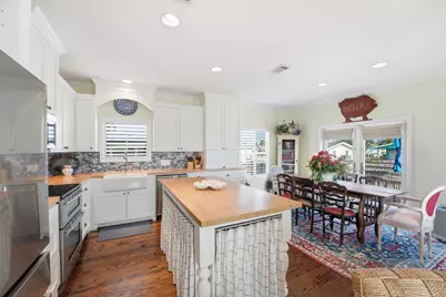 16635 Jamaica Cove Road, Jamaica Beach, TX 77554 - Photo 9