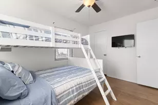 4014 Kent Dr, Galveston, TX 77554 - Photo 11