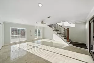 10518 Pleasanton Dr, Houston, TX 77038 - Photo 5