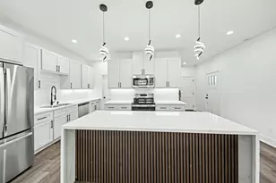 6423 Oban St, Houston, TX 77085 - Photo 7