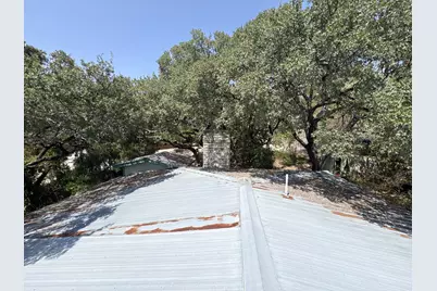 7085 Comanche Trail, Austin, TX 78732 - Photo 5
