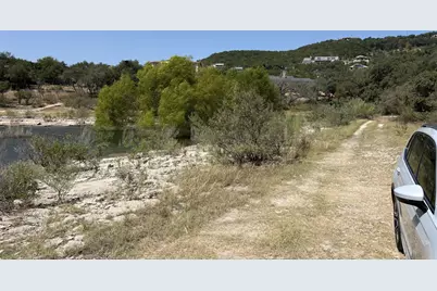 7085 Comanche Trail, Austin, TX 78732 - Photo 7