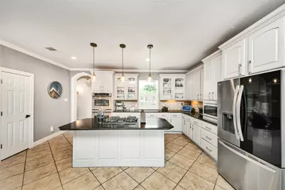 90 Millsap Circle, The Woodlands, TX 77382 - Photo 13