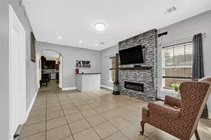 7534 Charlie St, Houston, TX 77088 - Photo 5