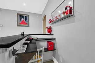 7534 Charlie St, Houston, TX 77088 - Photo 9