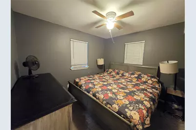 610 E Division Street, Edna, TX 77957 - Photo 31