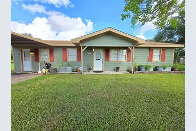 610 E Division Street, Edna, TX 77957 - Photo 1