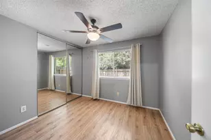 7 Rockridge Ct, The Woodlands, TX 77381 - Photo 11