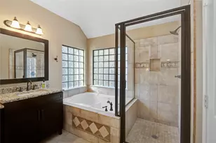 9326 Rhythm Ln, Houston, TX 77040 - Photo 27