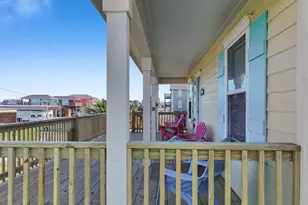 905 Sage Rd, Crystal Beach, TX 77650 - Photo 7