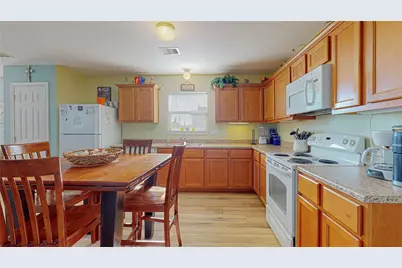 905 Sage Road, Crystal Beach, TX 77650 - Photo 19