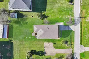 905 Sage Rd, Crystal Beach, TX 77650 - Photo 39