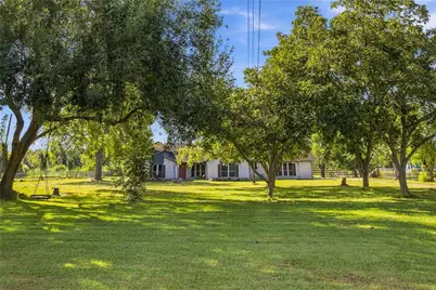 4697 Wickwillow Lane, Alvin, TX 77511 - Photo 3