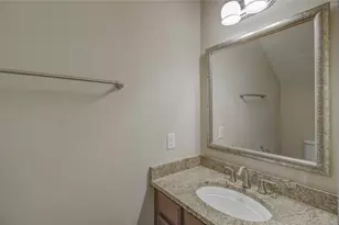 70 S Almondell Cir, The Woodlands, TX 77354 - Photo 9