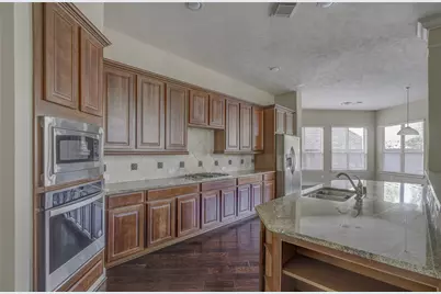 70 S Almondell Circle, The Woodlands, TX 77354 - Photo 15