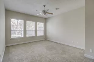 70 S Almondell Cir, The Woodlands, TX 77354 - Photo 21