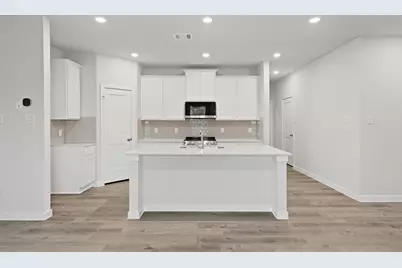 10716 Blocker Court, Bryan, TX 77801 - Photo 5