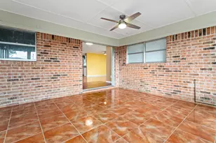 5195 Laurel St, Beaumont, TX 77707 - Photo 17