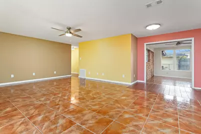 5195 Laurel Street, Beaumont, TX 77707 - Photo 11