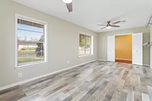 5195 Laurel St, Beaumont, TX 77707 - Photo 5