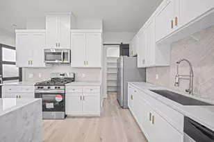 4527 Davenport St, Houston, TX 77051 - Photo 9