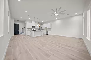 4527 Davenport St, Houston, TX 77051 - Photo 13