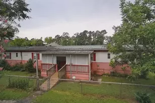 409 1st St, Willis, TX 77378 - Photo 5