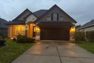 135 Bloomhill Pl, Magnolia, TX 77354 - Photo 1