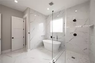 1016 E 32nd, Houston, TX 77022 - Photo 21