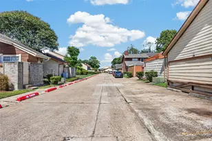 12606 Newbrook Dr, Houston, TX 77072 - Photo 3