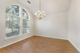 138 S Veranda Ridge Dr, The Woodlands, TX 77382 - Photo 3