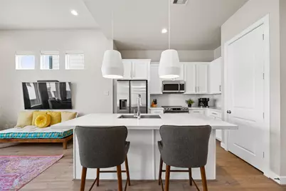 2323 Warhol Way, Houston, TX 77091 - Photo 9