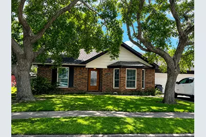 4905 Glenview Drive, La Porte, TX 77571 - Photo 1