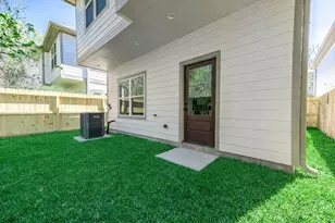 2020 Hampton St, Houston, TX 77088 - Photo 29