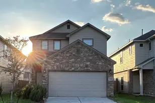 13424 Merryville Harrogate Ln, Houston, TX 77048 - Photo 1