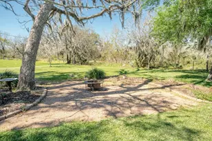 2520 County Rd 582, Brazoria, TX 77422 - Photo 33