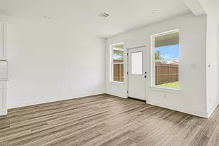 7413 Charlie St, Houston, TX 77088 - Photo 13