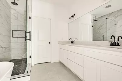 7413 Charlie Street, Houston, TX 77088 - Photo 29