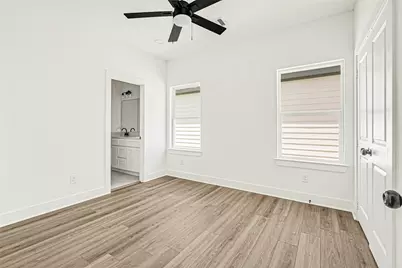 7413 Charlie Street, Houston, TX 77088 - Photo 19
