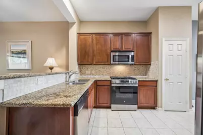 7206 Welshwood Lane, Sugar Land, TX 77479 - Photo 9