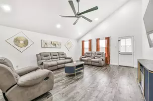 1607 Jaquima Valley Way, Houston, TX 77049 - Photo 9