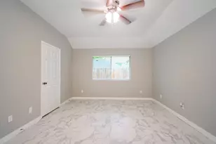 8526 Wild Basin Dr, Houston, TX 77088 - Photo 25
