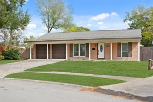 10803 Doud St, Houston, TX 77035 - Photo 5