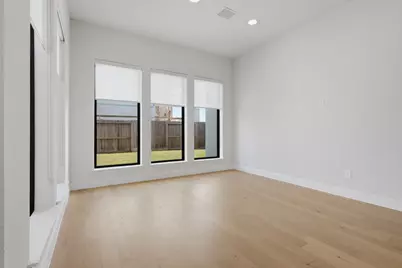 10007 Regal Mist Drive, Missouri City, TX 77459 - Photo 11