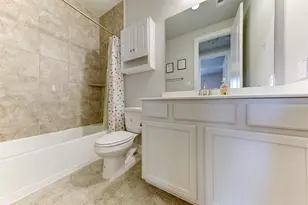 4703 Eagle Cove Ln, League City, TX 77573 - Photo 5