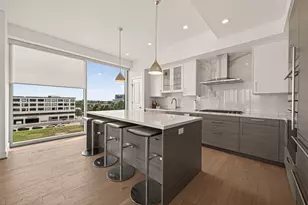 2047 Westcreek Ln, Houston, TX 77027 - Photo 5