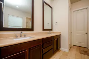 2017 Fannin Station, Houston, TX 77045 - Photo 15