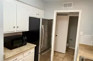 1611 Mapleton Dr, Houston, TX 77043 - Photo 19
